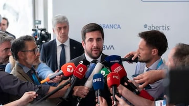 Enrique Riquelme seeks financial guarantee for Real Madrid presidential bid