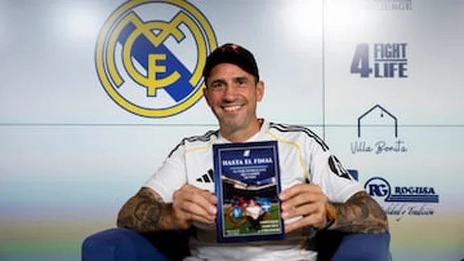Santiago Sanchez presents book on his journey to Saudi Arabia