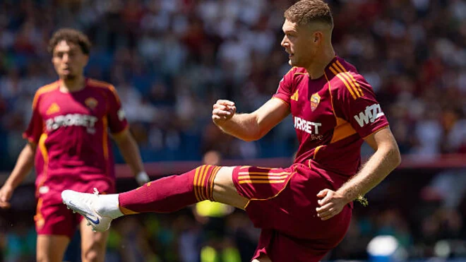 Artem Dovbyk could leave AS Roma this summer