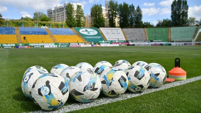 Карпати – Зоря: мінімальна перевага господарів після першого тайму
