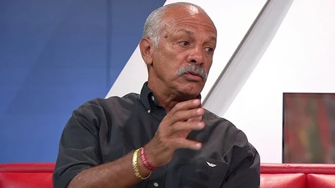 Maestro Júnior critica a la defensa de Brasil tras el gol de Japón