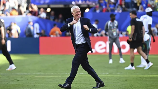 The football world pays tribute to Didier Deschamps