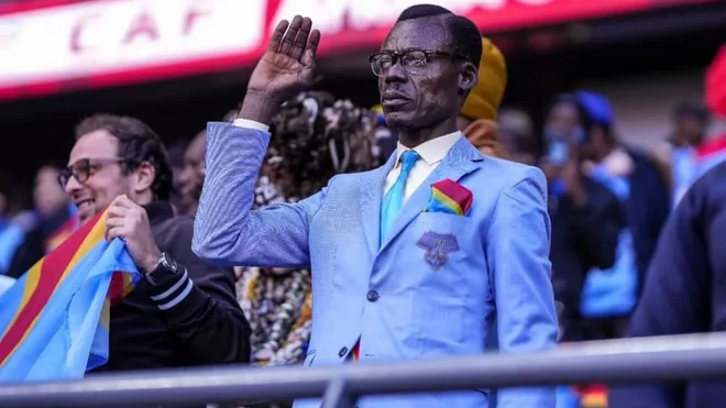 El hincha 'estatua' de RD Congo publica una emotiva carta tras su eliminación