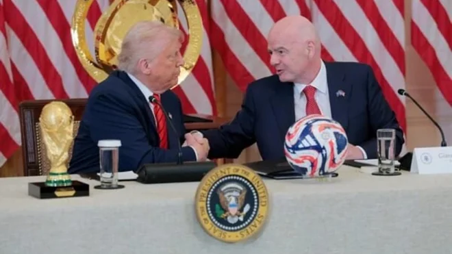 Trump Scandal and Private Jet Usage Fuel Infantino Backlash at World Cup