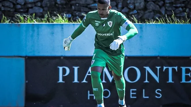 Botafogo encamina el fichaje del portero Gabriel Batista