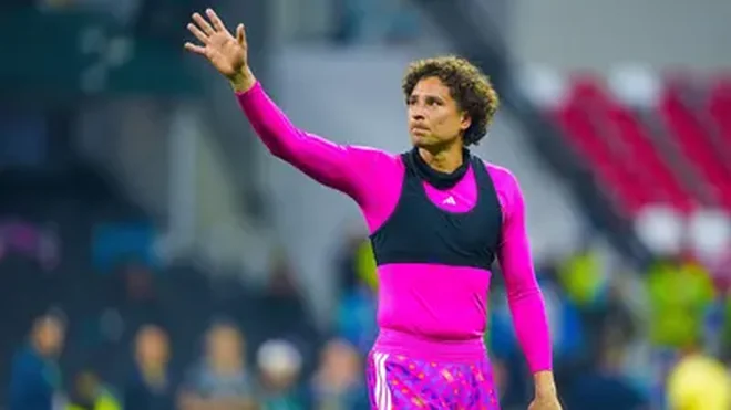 Guillermo Ochoa cumple 41 años: El legado del histórico portero