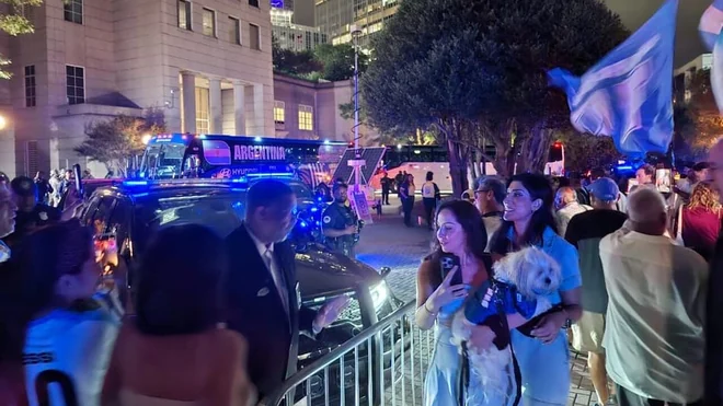 Argentina squad arrives in Atlanta for World Cup semi-final