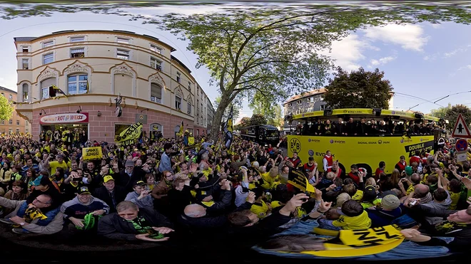 El Borussia Dortmund busca arrebatarle al Arsenal el fichaje de un delantero talentoso