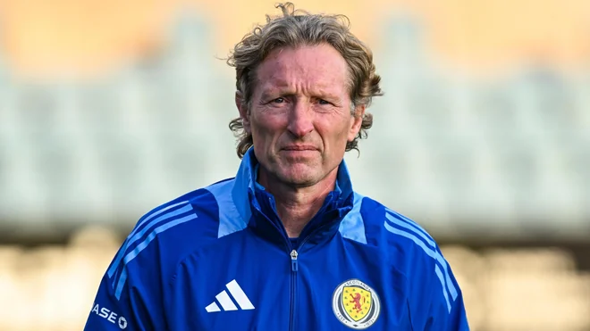 Scot Gemmill deja su cargo como entrenador de la selección sub-21 de Escocia