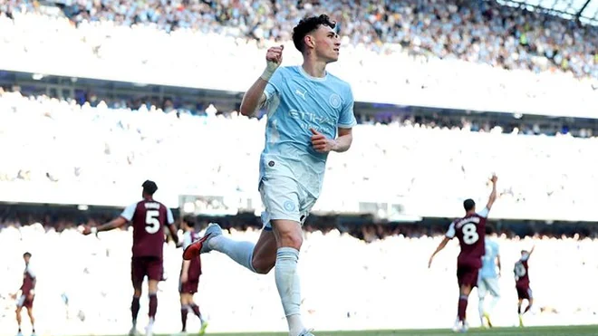 AC Milan add Phil Foden to transfer shortlist