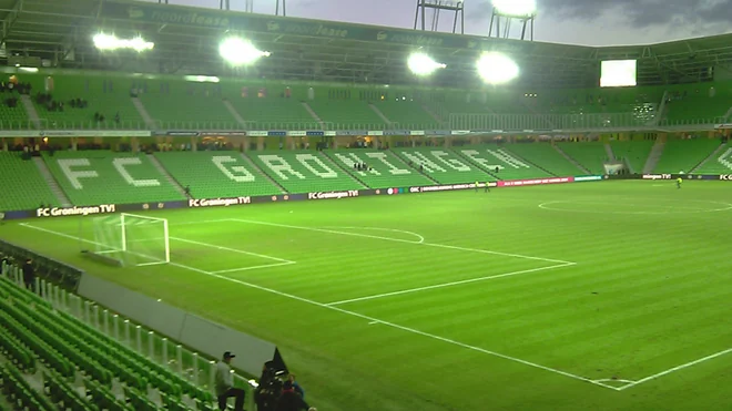 El partido del FC Groningen vuelve a caer en el caos: 'Ya no más contra equipos de ese país'
