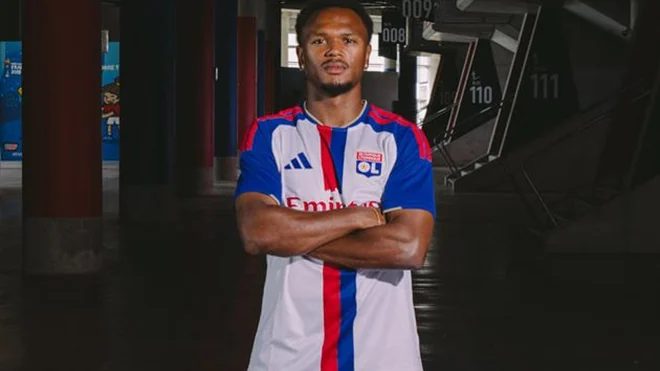 Lyon signs Loïs Openda on loan from Juventus