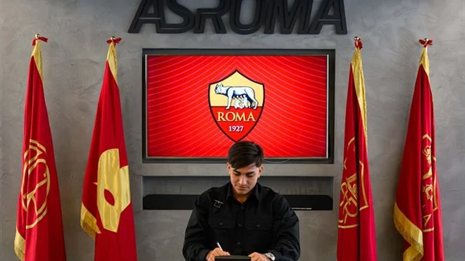 Santiago Castro joins Roma