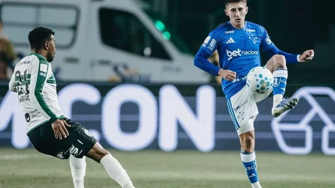Gabriel Rojas muestra sus credenciales en su tercer partido con Cruzeiro