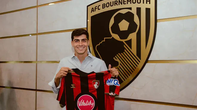 Bournemouth announce signing of Juanlu Sanchez
