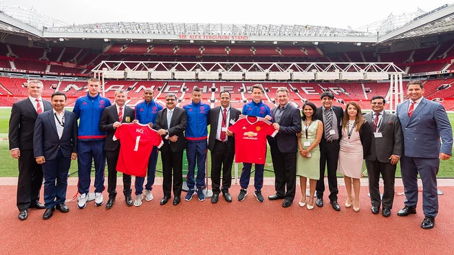 Next Man Utd captain? Lee Sharpe names potential successors to Bruno Fernandes