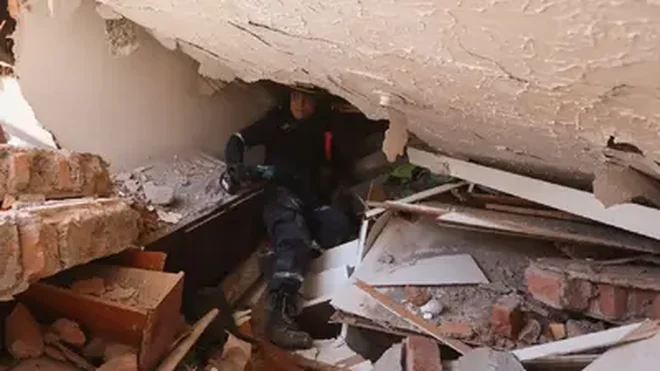Джон Аріас допоміг організувати медичну допомогу для постраждалих від землетрусу в Колумбії