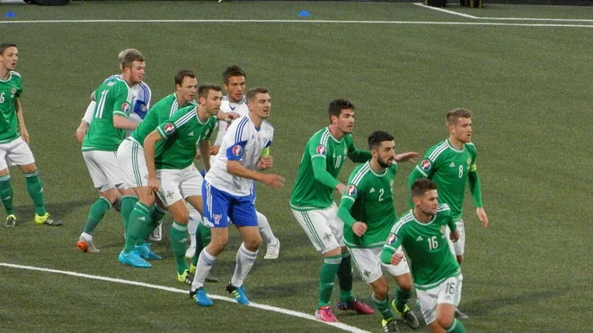 Ex-Rangers star Kyle Lafferty completes shock transfer to Forth Wanderers