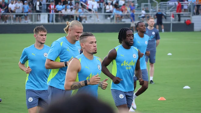 Kalvin Phillips returns to Sheffield United on loan