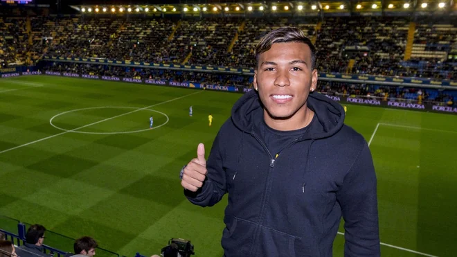 Roger Martínez en negociaciones con Al Shabab