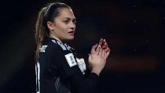 Safia Middleton-Patel se une al Watford cedida por el Manchester United