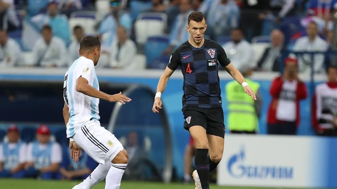 Ivan Perisic presiona para volver al Inter