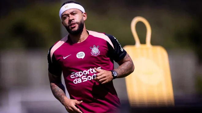 Memphis Depay registrado en la CBF y listo para volver con Corinthians