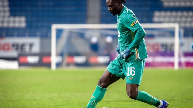 Shola Ogundana undergoes minor surgery