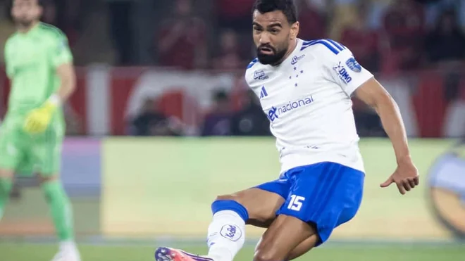 Fabrício Bruno reacciona a la eliminación de Cruzeiro en la Libertadores