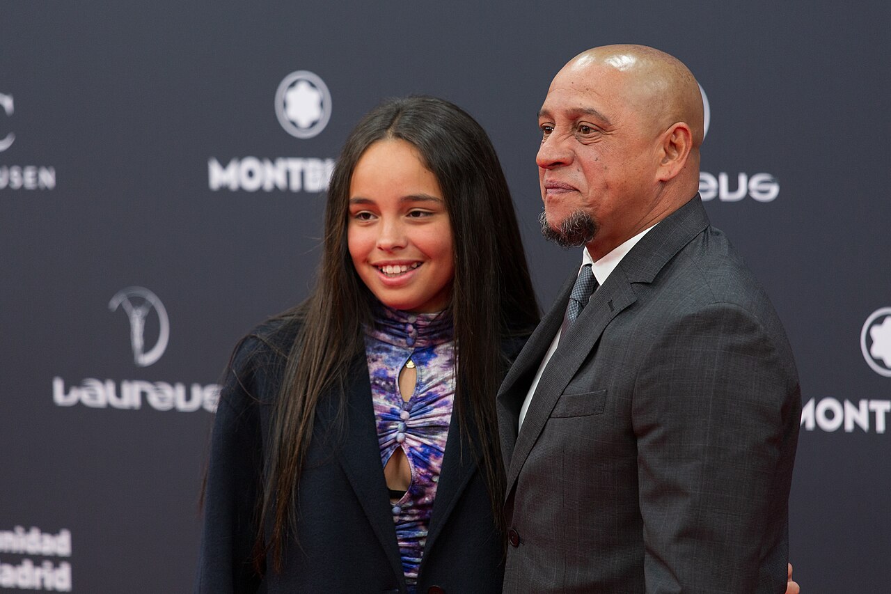 Ronaldo and Roberto Carlos close in on Internacional de Limeira takeover