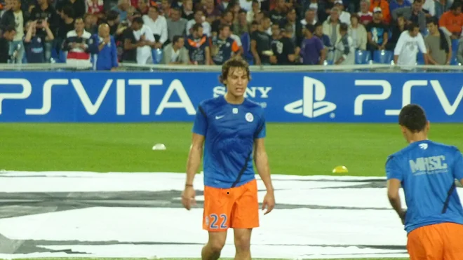 Benjamin Stambouli retires from professional football