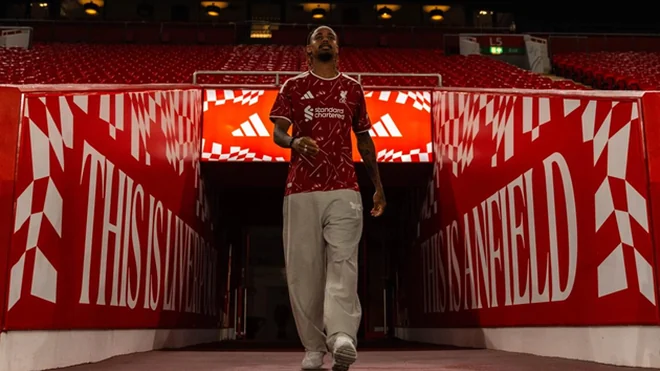 Andoni Iraola: Selection is based on performance, not transfer fees