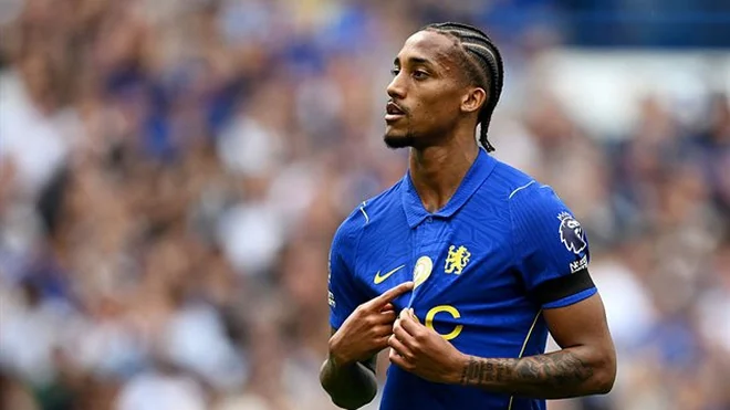 El Arsenal consideró fichar a Joao Pedro, pero el Chelsea se negó