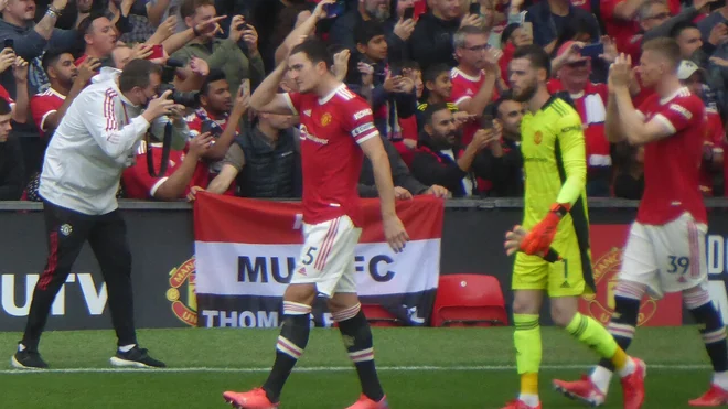 Scott McTominay set for heart surgery amid Napoli contract uncertainty