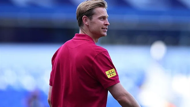 Barcelona plans to sell Frenkie de Jong in winter