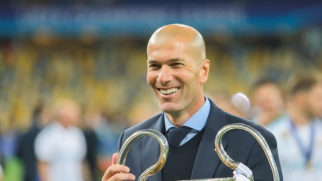 Zinedine Zidane bans media from France player arrivals at Clairefontaine
