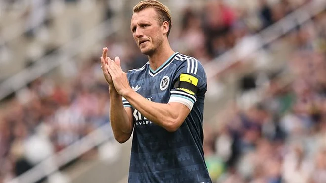 Matthias Jaissle decidirá el futuro de Dan Burn en Newcastle