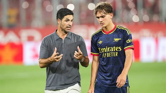 El Arsenal evaluará la situación de préstamo de Max Dowman cada seis meses