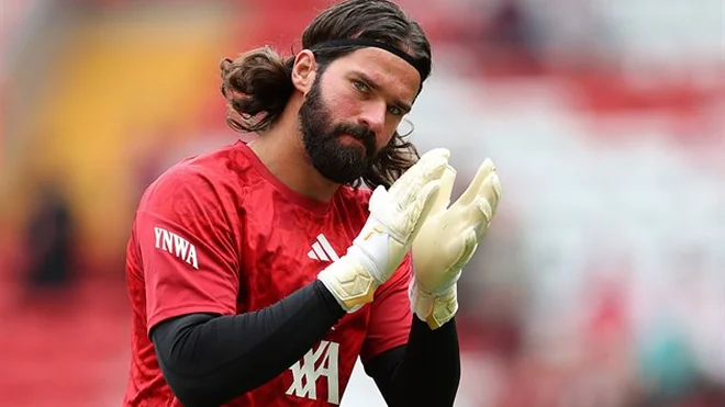 La Juventus podría volver a por Alisson