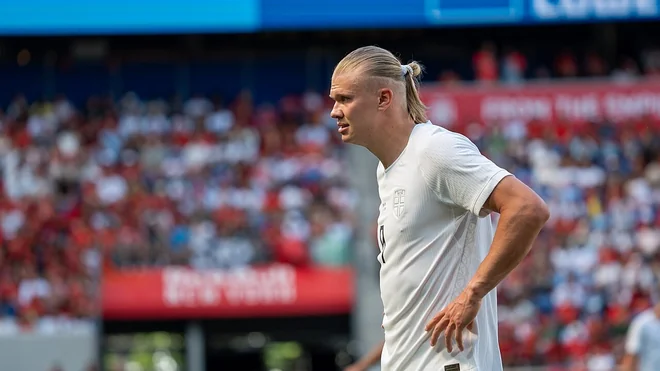 Stale Solbakken protege a Erling Haaland del asedio mediático tras el veredicto del Man City