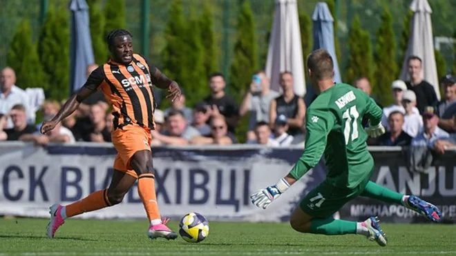 El Shakhtar, multado por el comportamiento de sus hinchas en la Copa de Ucrania