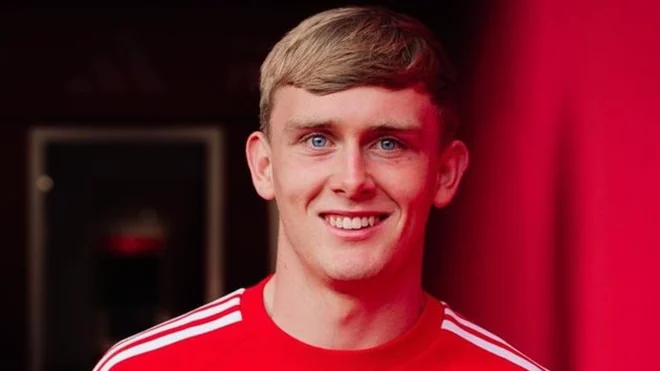 El Nottingham Forest ficha al joven delantero Michael Noonan del Shamrock Rovers