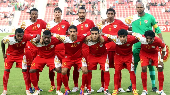 Un sorteo ciego decide el semifinalista de la Copa del Golfo: Omán avanza, Irak eliminado