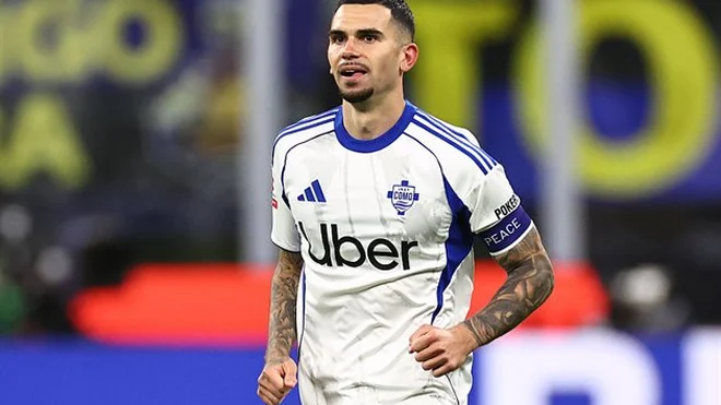El Chelsea mantiene su interés en el mediocampista del Como Lucas da Cunha