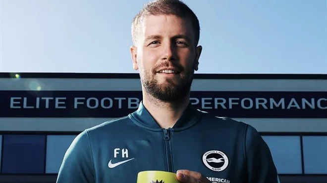 Fabian Hurzeler es nombrado mejor entrenador de septiembre en la Premier League