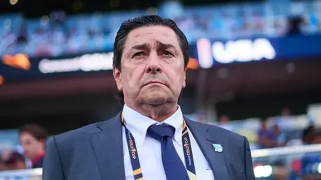 Guatemala, del Flaco Tena, resiste en su visita a Surinam y saca valioso empate