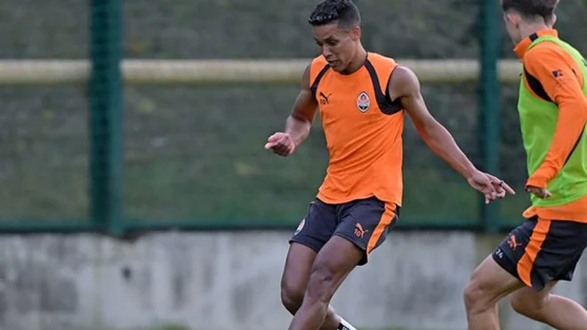 Veres vs Shakhtar: Pedrinho, Kryskiv and Neverton start