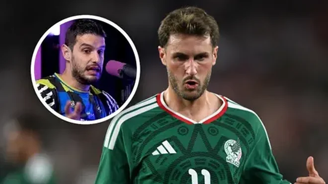 Francesco Farioli calls to shield Santiago Gimenez from media pressure
