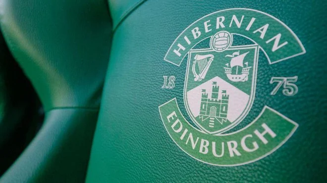 Hibernian prohíbe el acceso a un grupo de aficionados tras disturbios