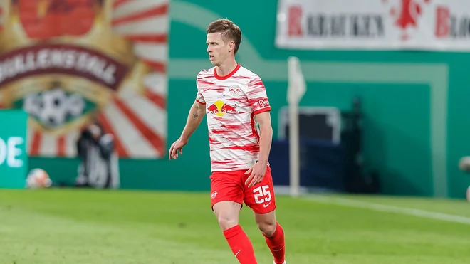 Dani Olmo sends warning to Real Madrid and PSG as Barcelona star breaks scoring drought